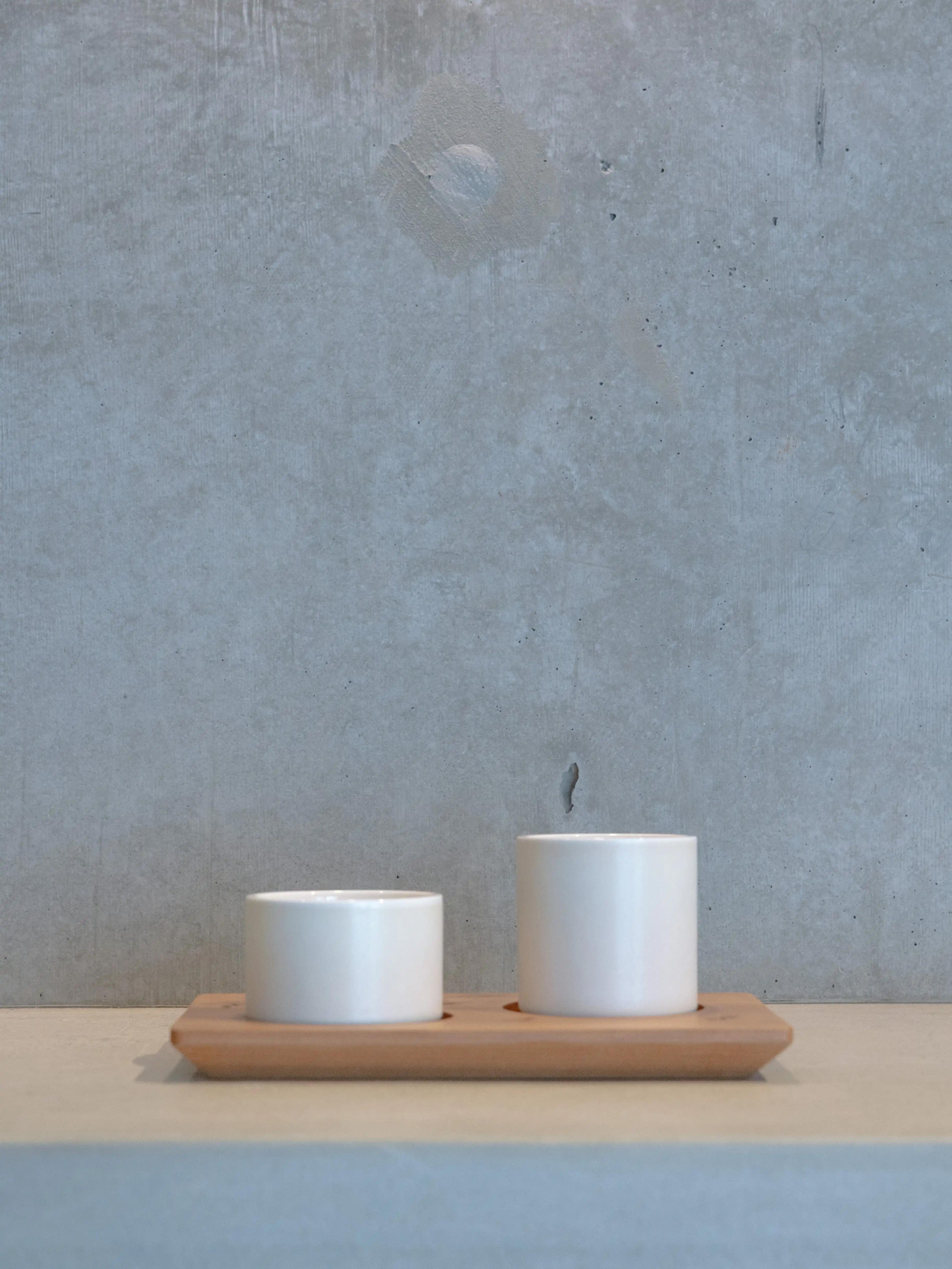 Los Nogales coffee served in two white cups